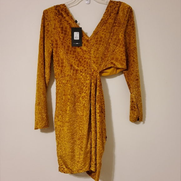 Fashion Nova Mustard Long Sleeve Deep V Neck Cutout Waist Mini Dress Size XL - Picture 3 of 11